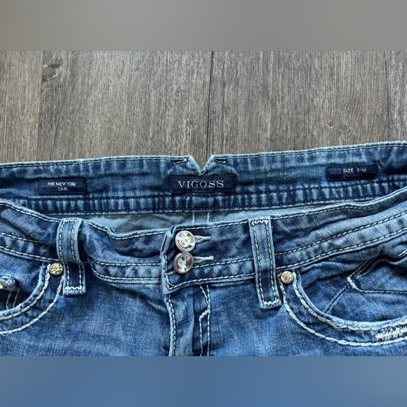 Vigoss Women's Blue Distressed Cropped Jeans - Picture 2 of 7